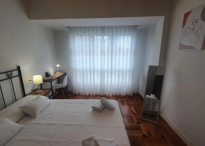 Qhawana Begona - Pisazo Con Garaje, Wifi En Begona - Vut-3633-as Apartment